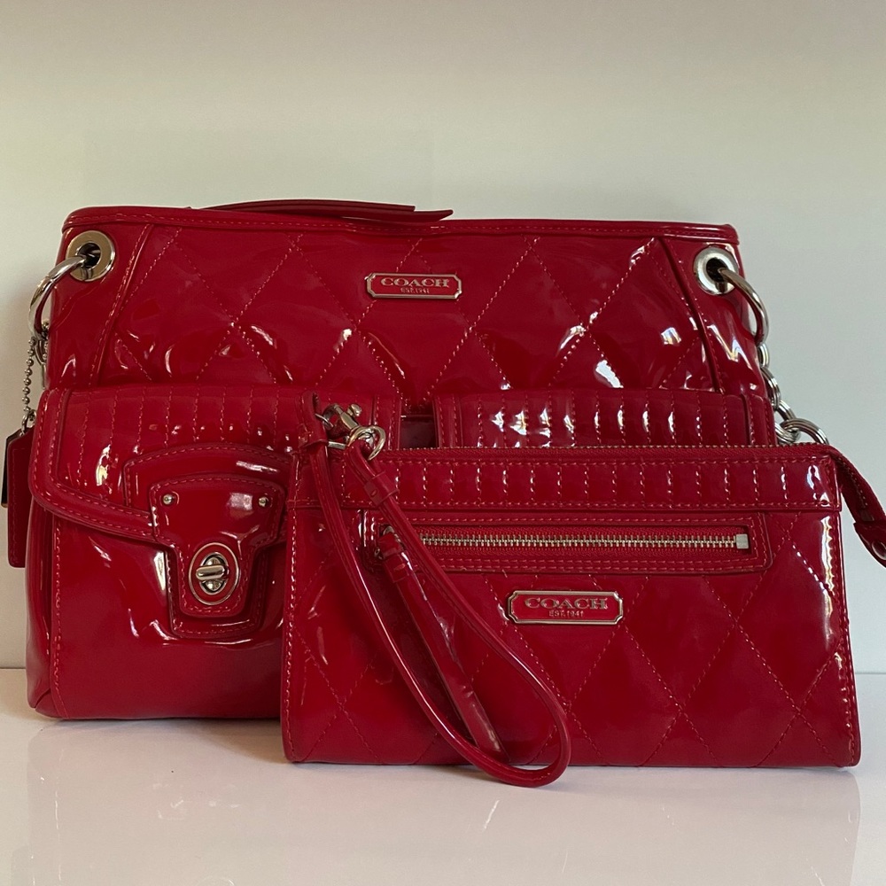 Coach purse and wallet